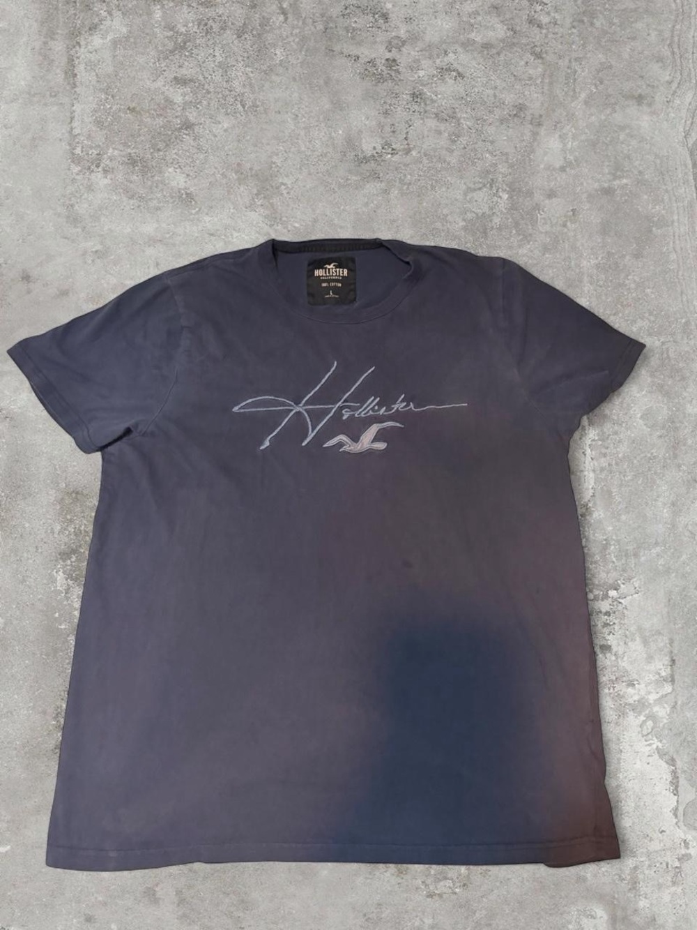 Hollister Y2K Vintage Men's Navy Script Logo Short Sleeve Tee Size L